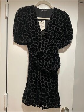 Zara Black Polka Dot Puff Sleeve Dress